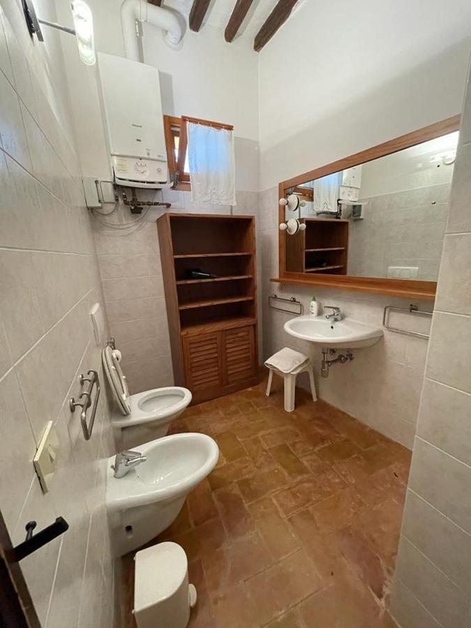 شقة Casa Dei Lecci فولينيو المظهر الخارجي الصورة