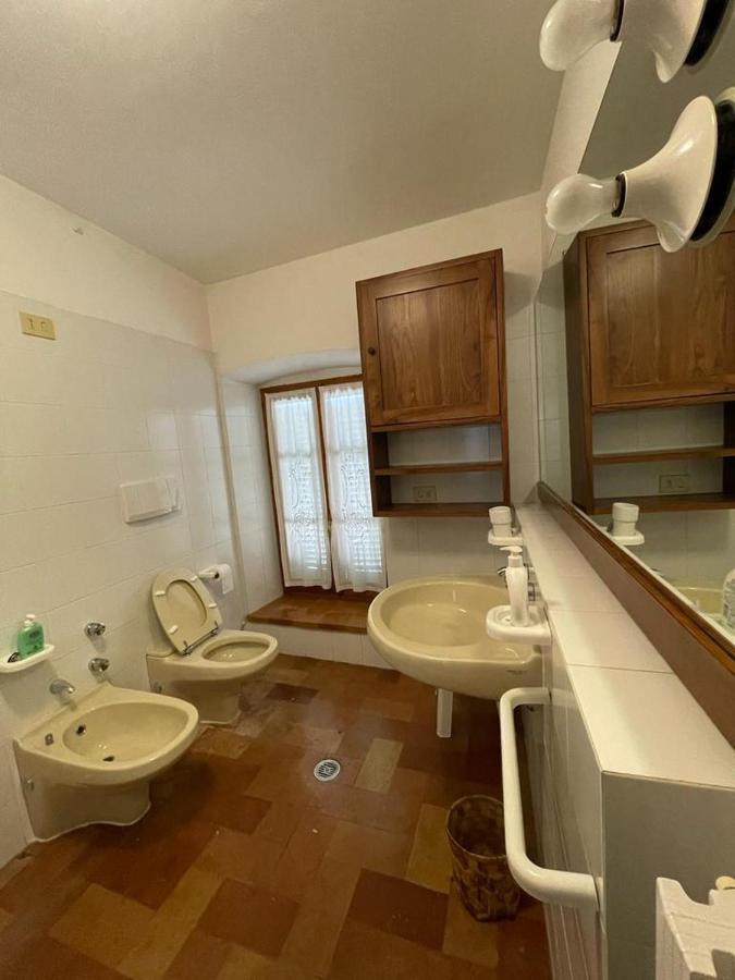 شقة Casa Dei Lecci فولينيو المظهر الخارجي الصورة