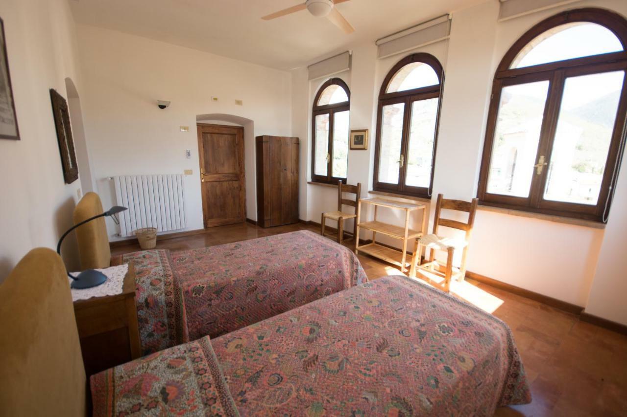 شقة Casa Dei Lecci فولينيو المظهر الخارجي الصورة