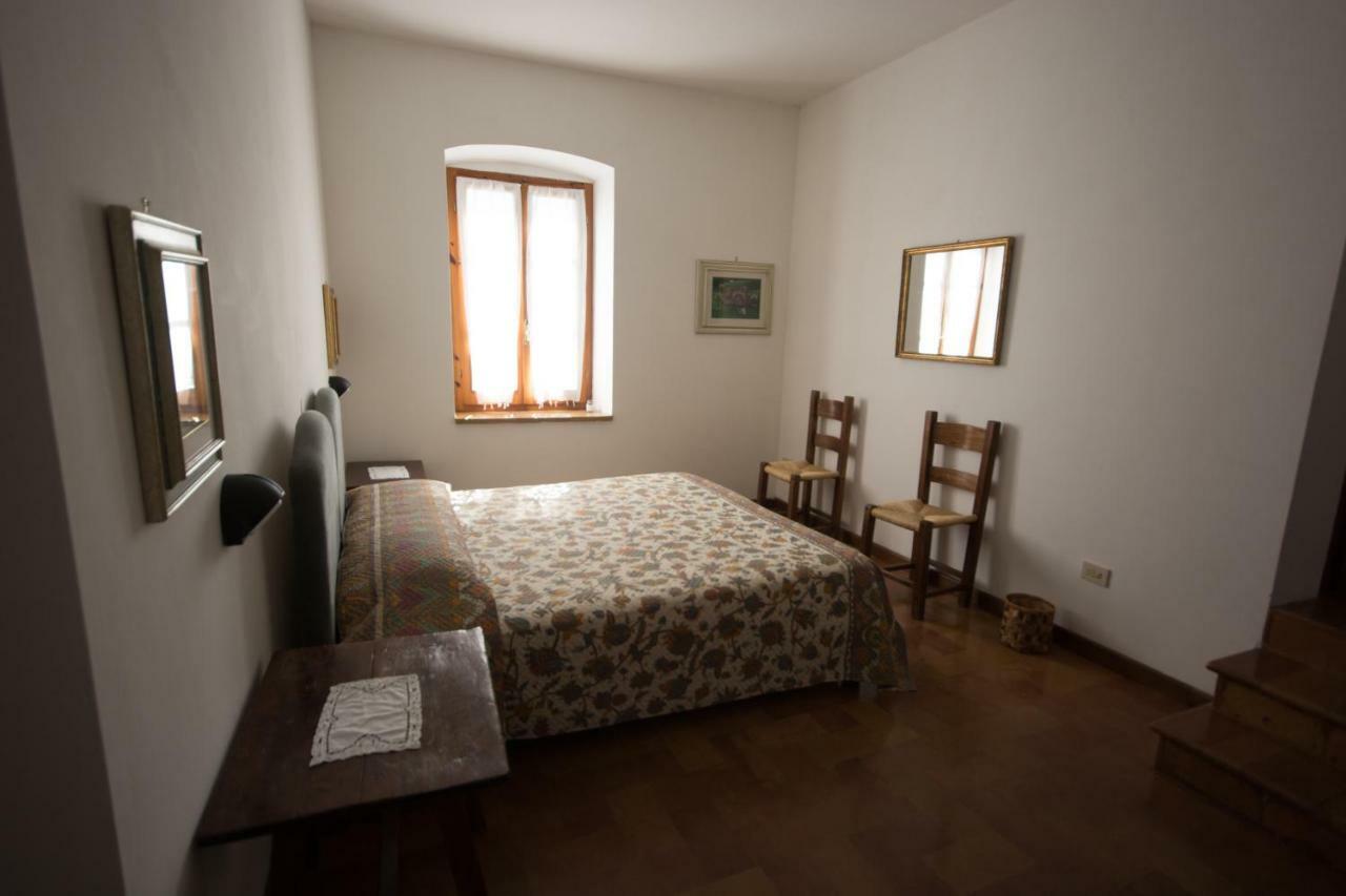 شقة Casa Dei Lecci فولينيو المظهر الخارجي الصورة